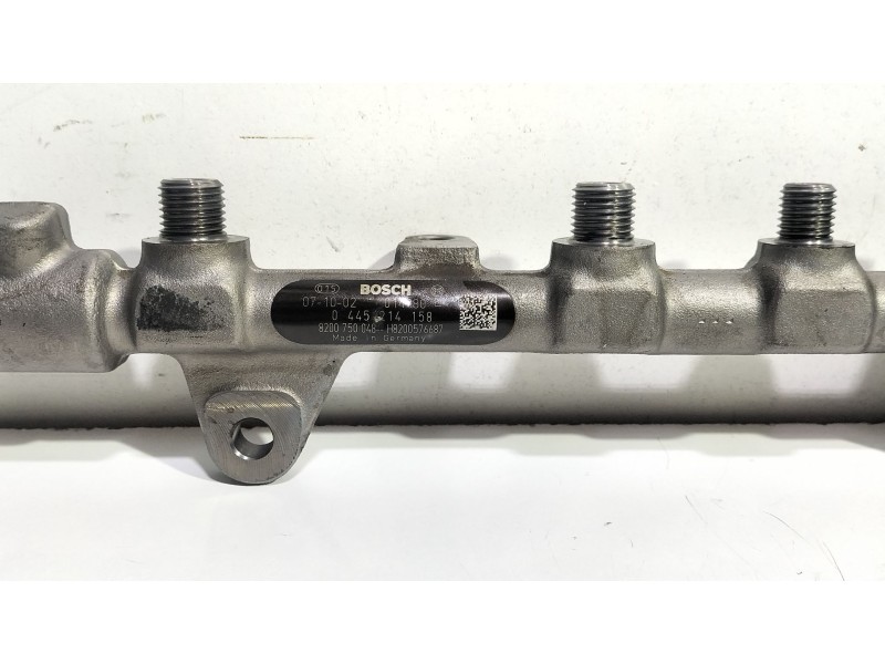 Recambio de rampa inyectora para renault grand scénic iii (jz0/1_) 1.9 dci referencia OEM IAM 8200750048  