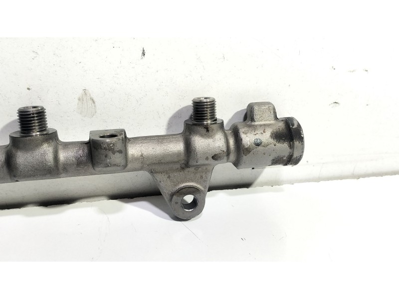 Recambio de rampa inyectora para renault grand scénic iii (jz0/1_) 1.9 dci referencia OEM IAM 8200750048  