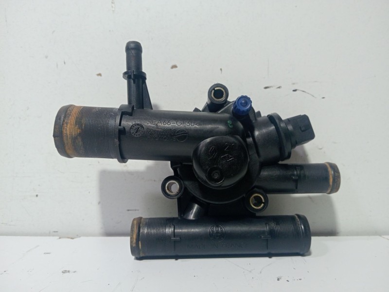 Recambio de termostato para renault trafic ii furgoneta (fl) 1.9 dci 100 (fl0c) referencia OEM IAM 8200074349  