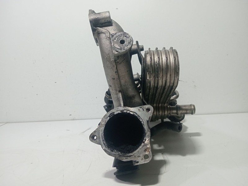 Recambio de colector admision para volkswagen passat b6 (3c2) 2.0 tdi referencia OEM IAM 03G129713H  