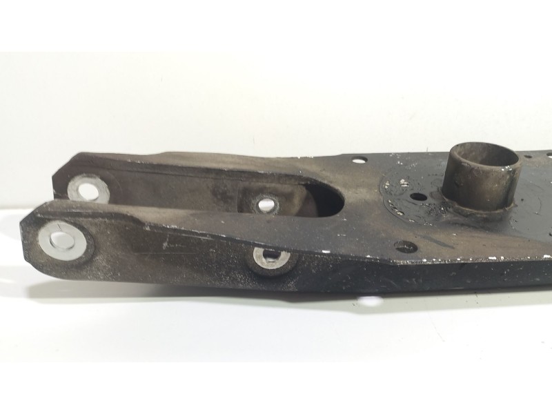 Recambio de brazo suspension inferior trasero izquierdo para jeep liberty referencia OEM IAM JEEP CHEROKEE (KJ) 2.5 CRD Básico 2