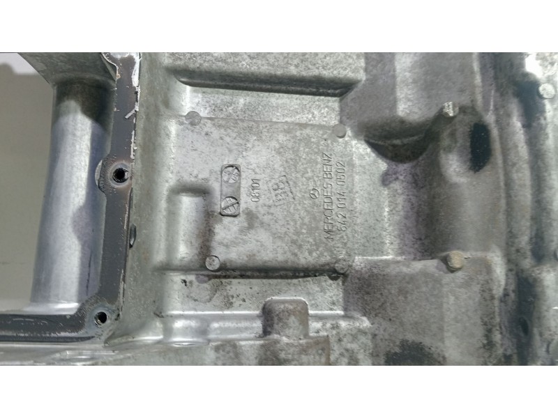 Recambio de carter para mercedes-benz clase r (w251) 3.0 cdi cat referencia OEM IAM 6420140502  