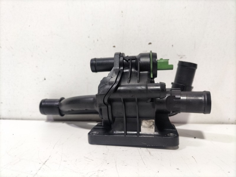 Recambio de termostato para citroën c4 aircross 1.6 hdi 115 referencia OEM IAM 9670253780  