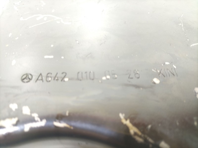 Recambio de carter para mercedes-benz clase m (w164) ml 350 cdi (164.122) referencia OEM IAM A6420100528  