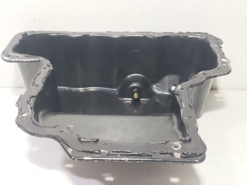 Recambio de carter para mercedes-benz clase m (w164) ml 350 cdi (164.122) referencia OEM IAM A6420100528  