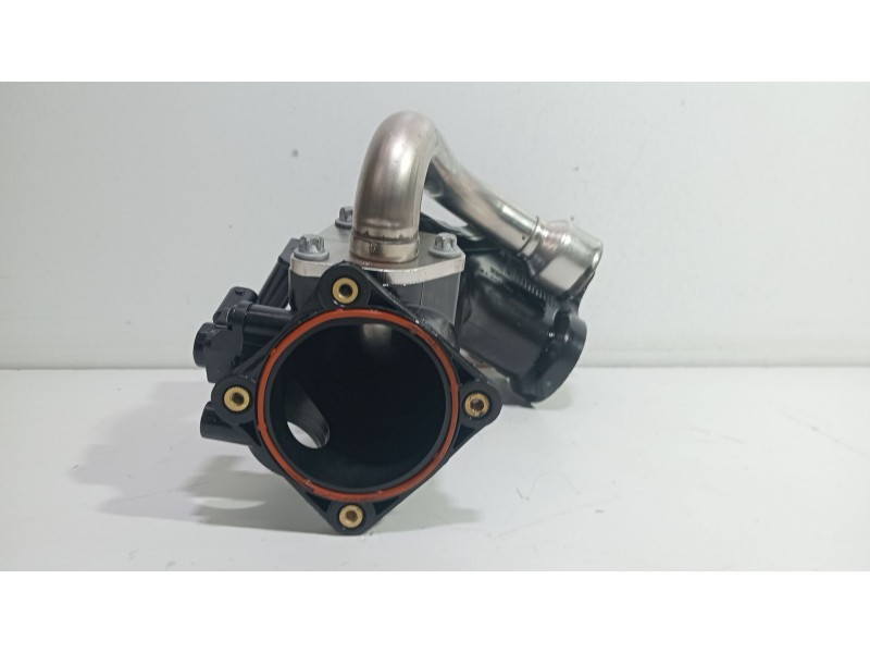 Recambio de tubo para mercedes-benz clase r (w251) 3.0 cdi cat referencia OEM IAM A6420901037  