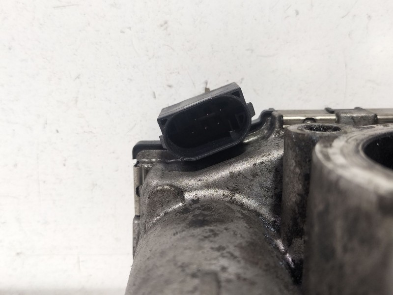 Recambio de caja mariposa para mercedes-benz clase m (w164) ml 350 cdi (164.122) referencia OEM IAM A6420900070  