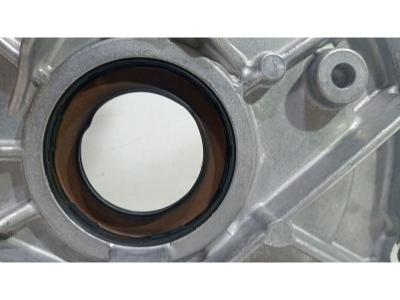 Recambio de tapa distribucion para mercedes-benz clase r (w251) 3.0 cdi cat referencia OEM IAM A6420150701  