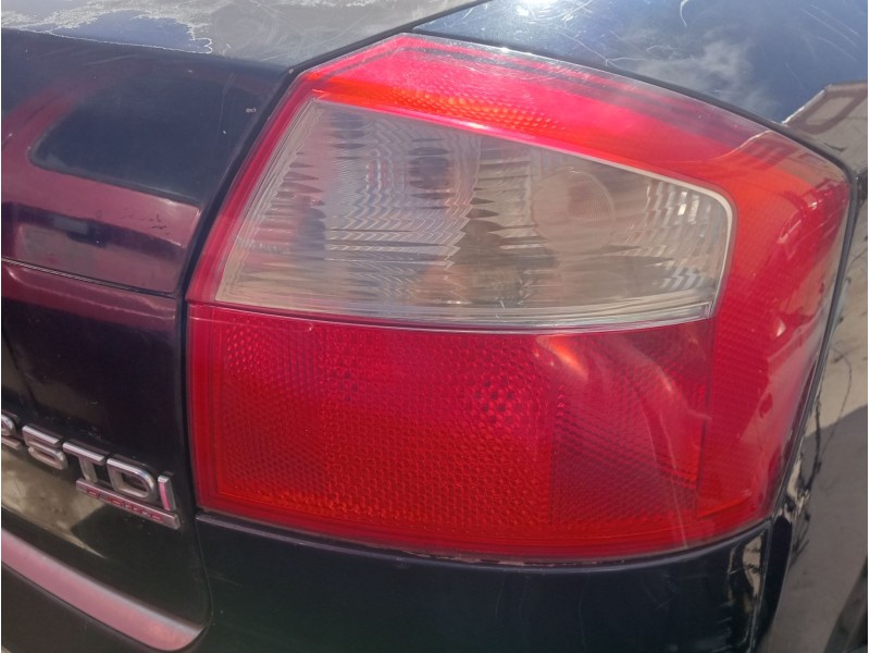 Recambio de piloto trasero derecho para audi a4 b6 (8e2) 2.5 tdi quattro referencia OEM IAM A4 B6 (8E2) 2.5 TDI QUATTRO  