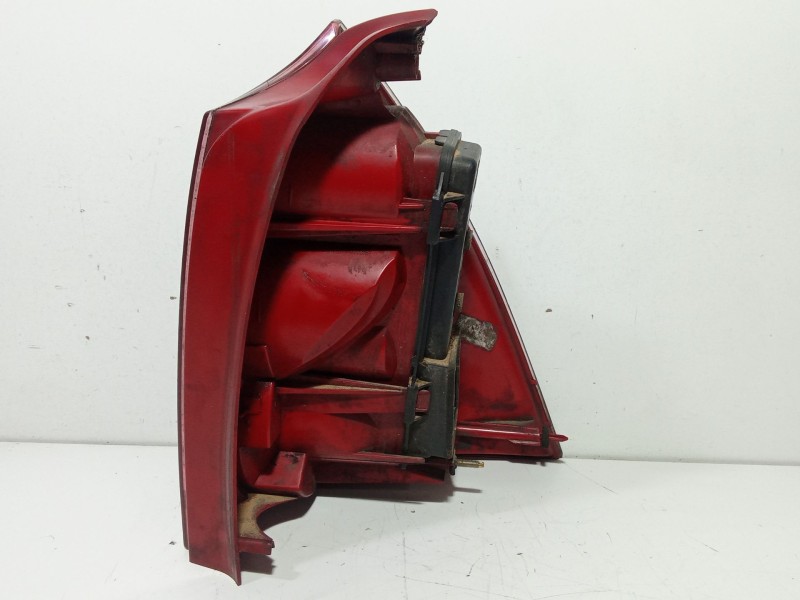 Recambio de piloto trasero izquierdo para peugeot 307 sw (3h) 1.6 hdi 110 referencia OEM IAM 6350Q6  