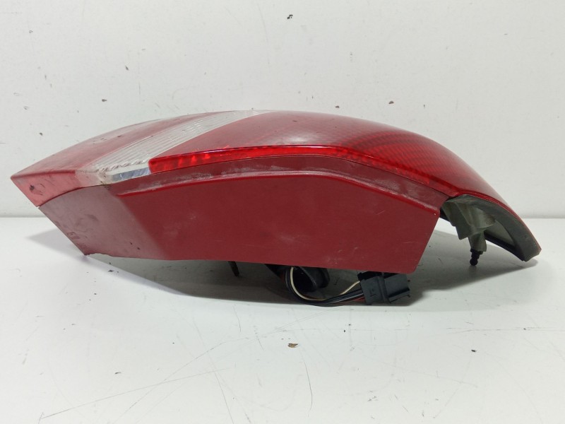 Recambio de piloto trasero izquierdo para skoda fabia ii (542) 1.4 tdi referencia OEM IAM 5J6945111  