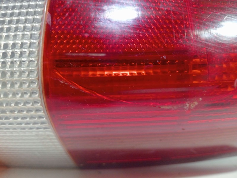 Recambio de piloto trasero izquierdo para ford tourneo courier b460 monospace 1.0 ecoboost referencia OEM IAM ford courier  