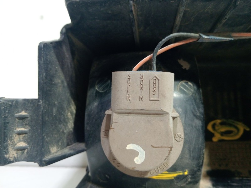 Recambio de piloto trasero izquierdo para ford tourneo courier b460 monospace 1.0 ecoboost referencia OEM IAM ford courier  