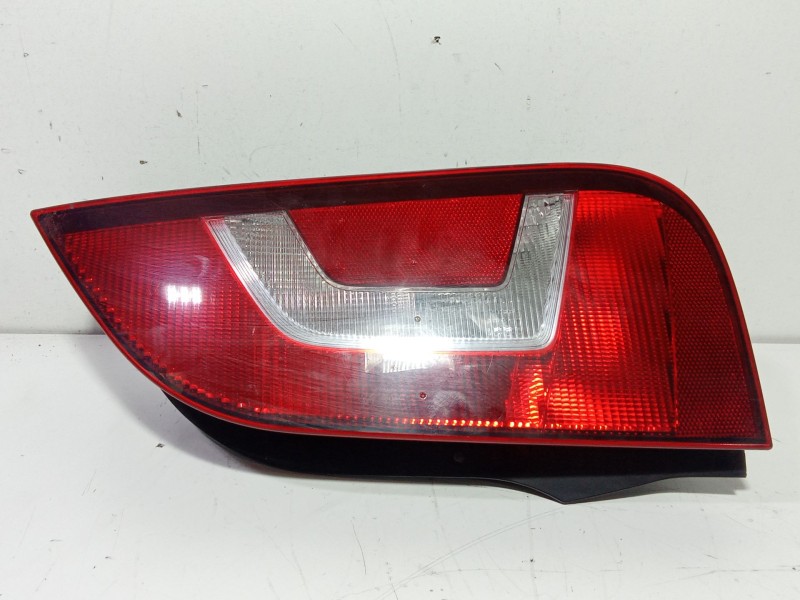 Recambio de piloto trasero derecho para volkswagen up! (121, 122, bl1, bl2, bl3, 123) 1.0 referencia OEM IAM 1S0945096G  