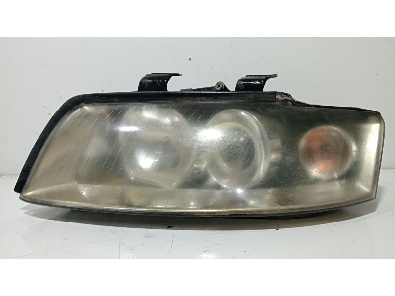 Recambio de faro izquierdo para audi a4 b6 (8e2) 2.5 tdi quattro referencia OEM IAM audi a4  