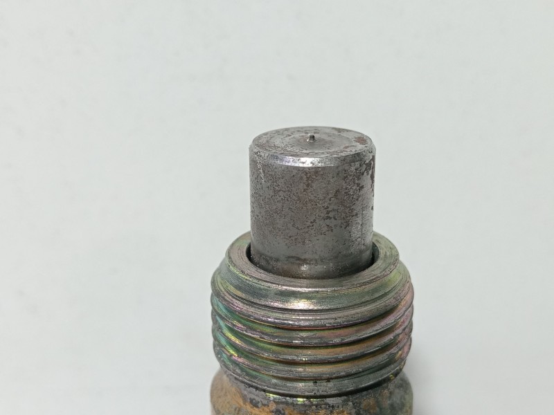 Recambio de inyector para nissan terrano (wd21) 2.7 td referencia OEM IAM 710721  