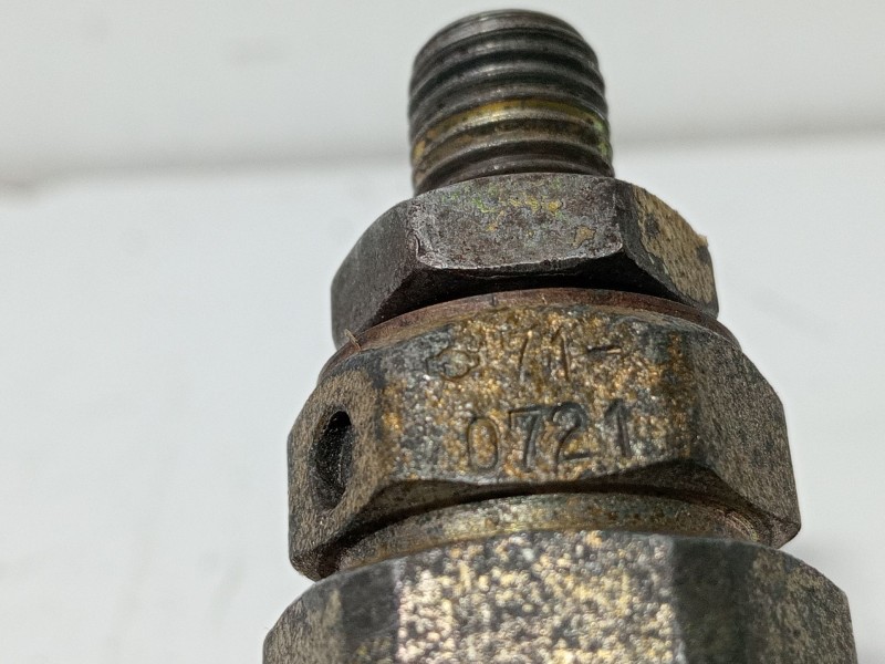 Recambio de inyector para nissan terrano (wd21) 2.7 td referencia OEM IAM 710721  