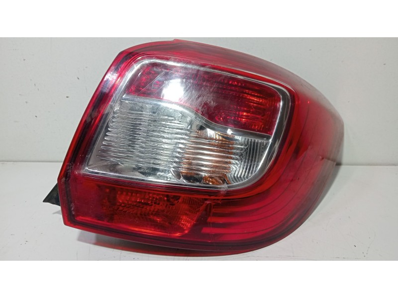 Recambio de piloto trasero derecho para dacia sandero ii 1.5 dci referencia OEM IAM 265506669R  