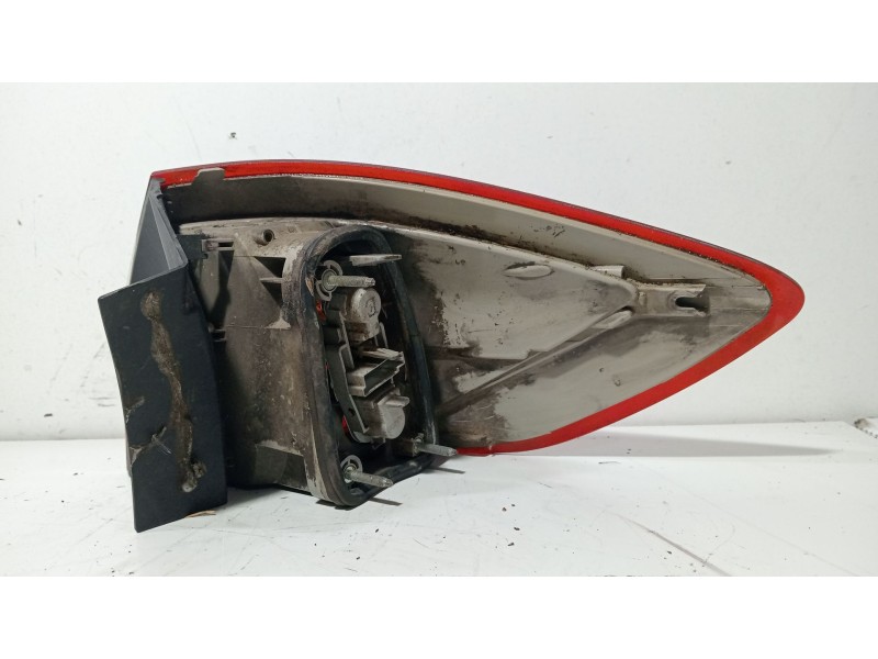 Recambio de piloto trasero izquierdo para ford mondeo iv (ba7) 1.6 ti referencia OEM IAM mondeo  