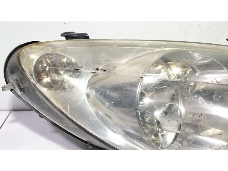 Recambio de faro derecho para peugeot 307 (s1) 2.0 16v hdi fap cat (rhr / dw10bted4) referencia OEM IAM 42440748D  