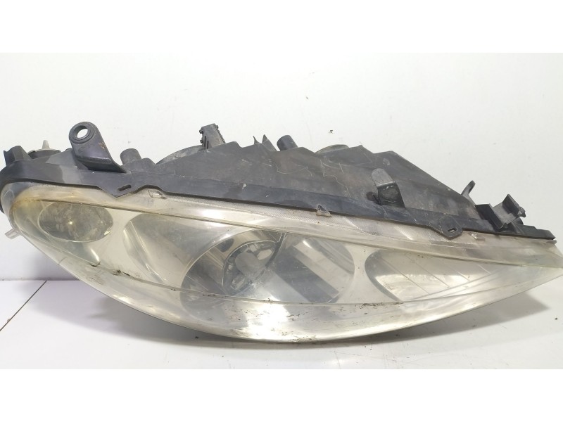 Recambio de faro derecho para peugeot 307 (s1) 2.0 16v hdi fap cat (rhr / dw10bted4) referencia OEM IAM 42440748D  
