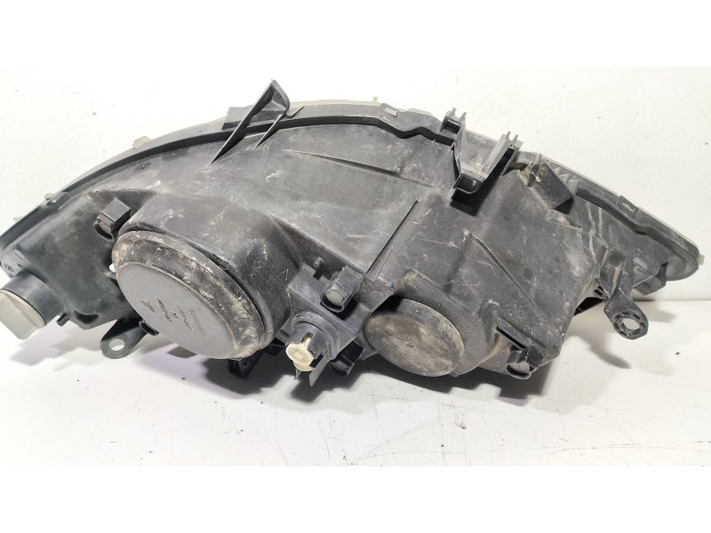 Recambio de faro derecho para peugeot 307 (s1) 2.0 16v hdi fap cat (rhr / dw10bted4) referencia OEM IAM 42440748D  