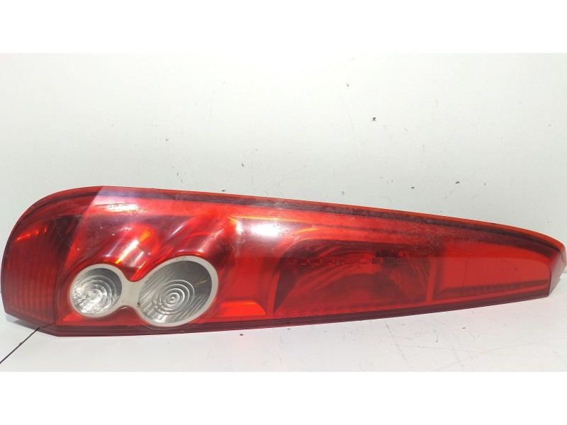 Recambio de piloto trasero izquierdo para ford fiesta (cbk) ambiente referencia OEM IAM 6S6113405A  