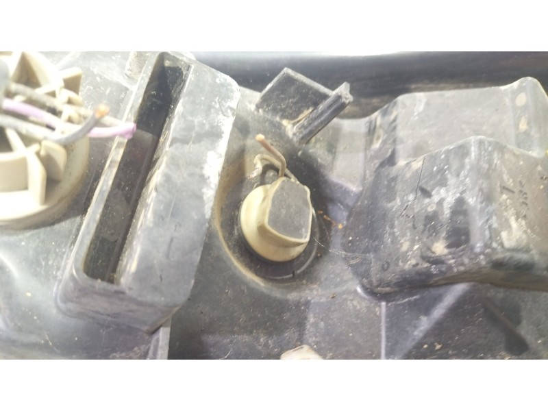 Recambio de piloto trasero izquierdo para ford fiesta (cbk) ambiente referencia OEM IAM 6S6113405A  