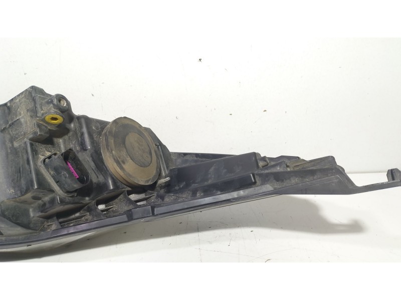 Recambio de faro derecho para ford fiesta (cb1) ambiente referencia OEM IAM 1EJ24704501  