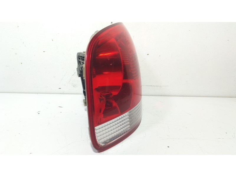 Recambio de piloto trasero izquierdo para volkswagen touareg (7la) tdi r5 referencia OEM IAM 7L6945095K  