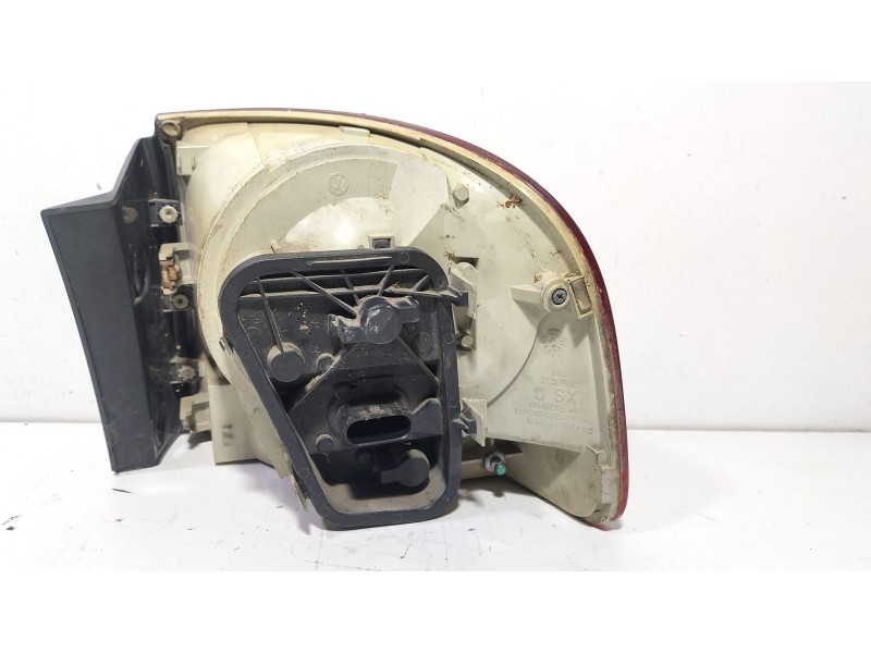 Recambio de piloto trasero izquierdo para volkswagen touareg (7la) tdi r5 referencia OEM IAM 7L6945095K  