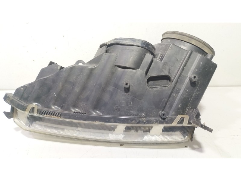 Recambio de faro derecho para opel vectra c (z02) 2.2 dti 16v (f69) referencia OEM IAM 15588800  