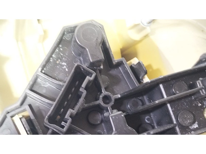 Recambio de piloto trasero izquierdo para bmw serie 1 berlina (e81/e87) 118d referencia OEM IAM 084441924L  