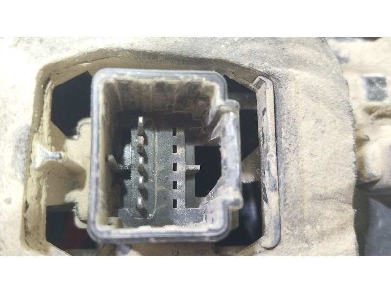 Recambio de piloto trasero izquierdo para renault kangoo dynamique acción especial referencia OEM IAM 89072580  