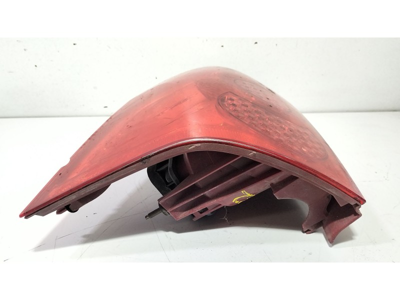 Recambio de piloto trasero izquierdo para peugeot 307 break (3e) 2.0 hdi 110 referencia OEM IAM 557686  