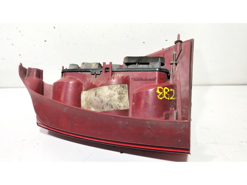 Recambio de piloto trasero izquierdo para peugeot 307 break (3e) 2.0 hdi 110 referencia OEM IAM 557686  