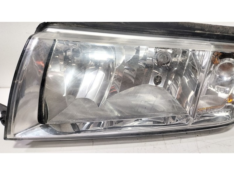 Recambio de faro izquierdo para skoda fabia (6y2/6y3) 1.9 sdi cat (asy) referencia OEM IAM 086651105L  