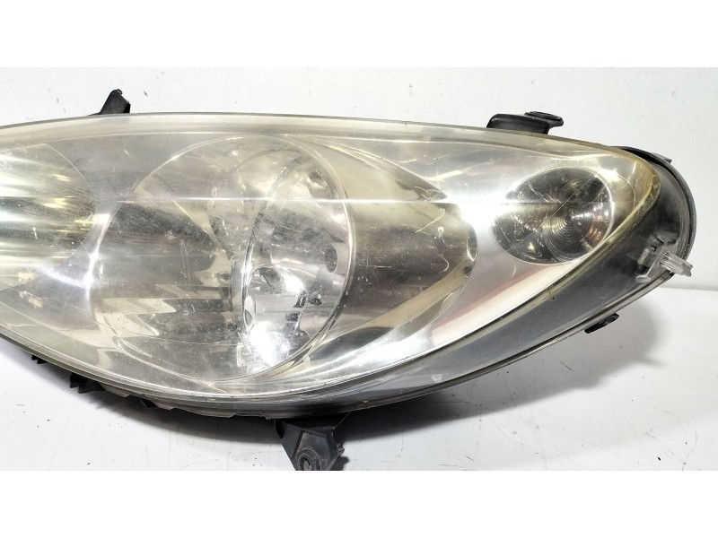 Recambio de faro izquierdo para peugeot 307 (s1) xt referencia OEM IAM 9634369580  