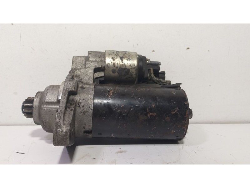 Recambio de motor arranque para seat leon (1p1) 1.9 tdi referencia OEM IAM 0001123012  