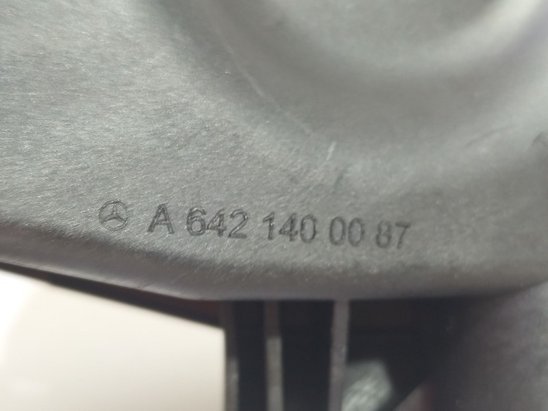 Recambio de valvula aire adicional para mercedes-benz clase r (w251) 3.0 cdi cat referencia OEM IAM A6421400087  