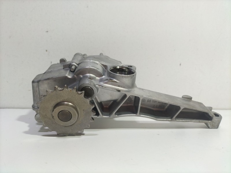 Recambio de bomba aceite para mercedes-benz clase m (w164) 320 / 350 cdi (164.122) referencia OEM IAM A6421810901  
