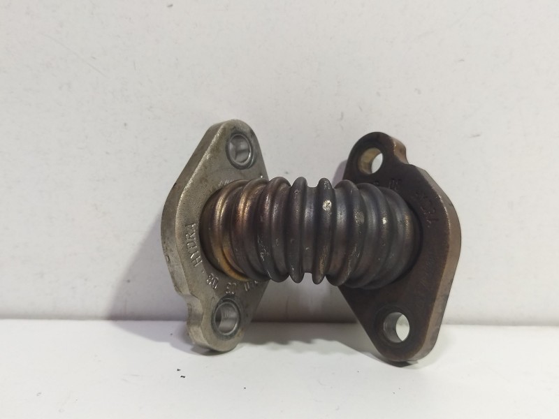 Recambio de tubo para mercedes-benz clase r (w251) 3.0 cdi cat referencia OEM IAM A6421400308  