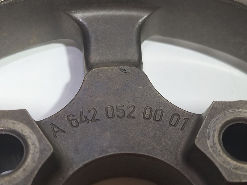 Recambio de polea arbol levas para mercedes-benz clase m (w164) ml 420 cdi 4-matic (164.128) referencia OEM IAM A6420520001  