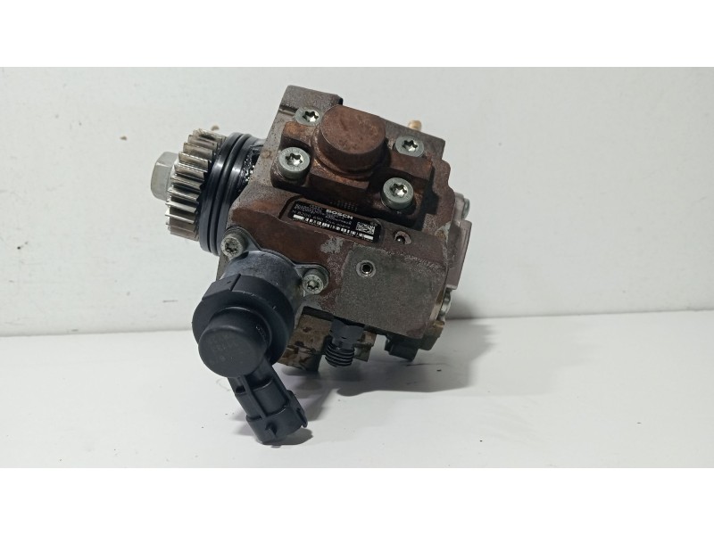 Recambio de bomba inyeccion para renault laguna iii (bt0/1) 2.0 dci (bt0m, bt0n, bt0s, bt19, bt1f) referencia OEM IAM 8200690744