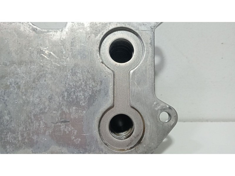 Recambio de enfriador aceite motor para mercedes-benz clase r (w251) 320 cdi l (251.122) referencia OEM IAM 6421800165  