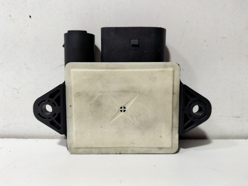 Recambio de caja precalentamiento para mercedes-benz clase s (w221) berlina 320 / 350 cdi (221.022) referencia OEM IAM A64290058