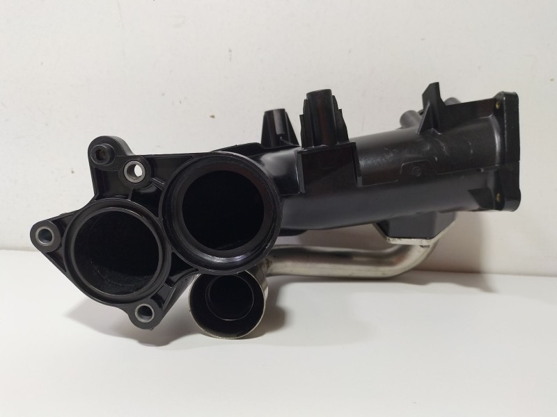 Recambio de tubo para mercedes-benz clase r (w251) 3.0 cdi cat referencia OEM IAM A6420901037  