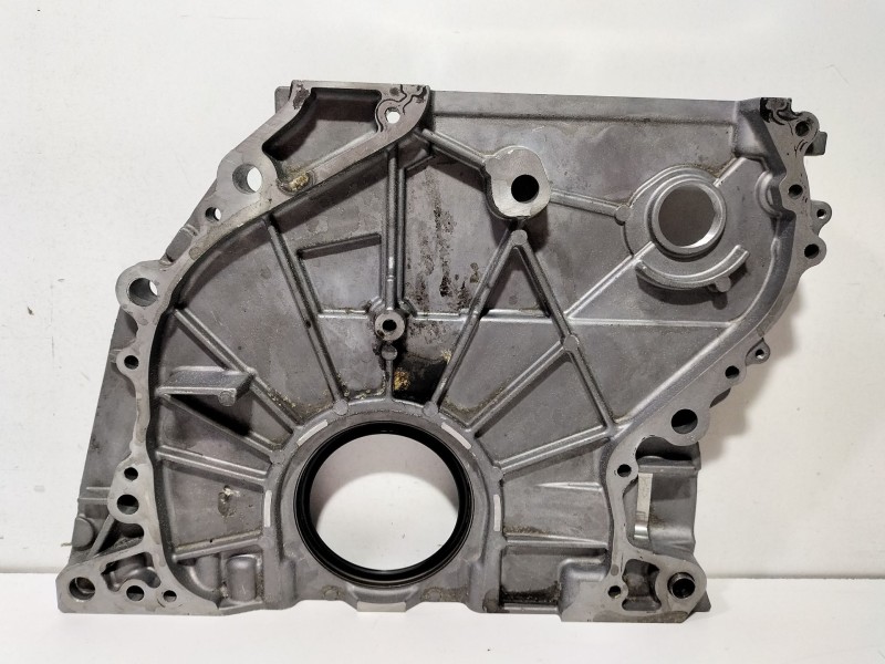 Recambio de tapa distribucion para bmw serie 1 berlina (e81/e87) 118d referencia OEM IAM 779748805  