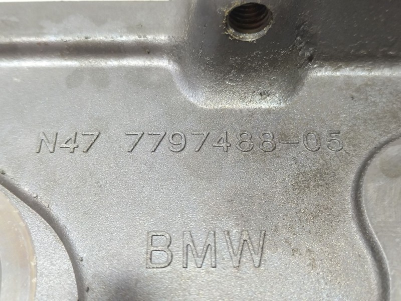 Recambio de tapa distribucion para bmw serie 1 berlina (e81/e87) 118d referencia OEM IAM 779748805  