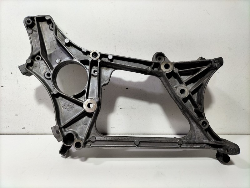 Recambio de soporte alternador para mercedes-benz clase e (w212) e 220 bluetec 4-matic (212.011) referencia OEM IAM A6512011109 